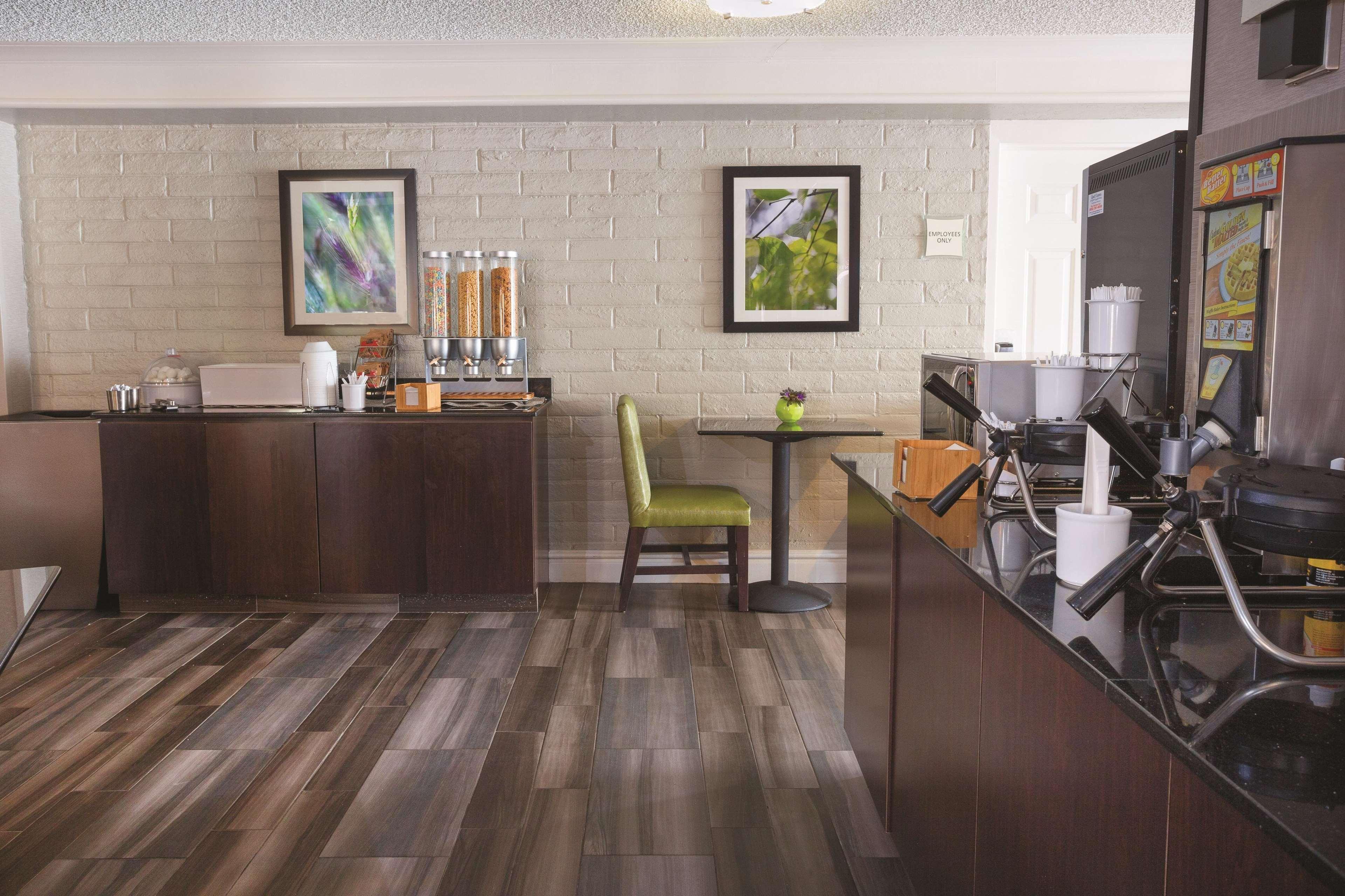 La Quinta Inn By Wyndham Вентура Экстерьер фото